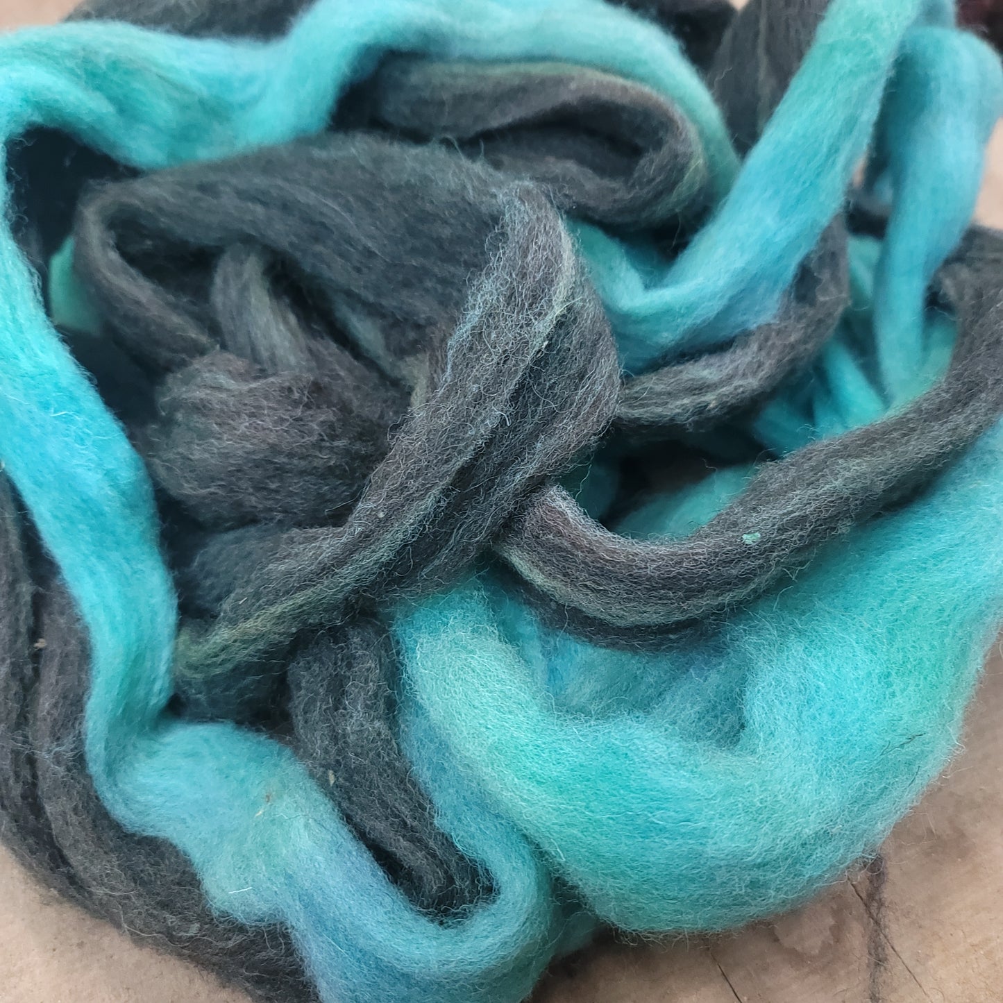 Cheviot & Crossbreed Wool Roving - Double-Dipped Colors