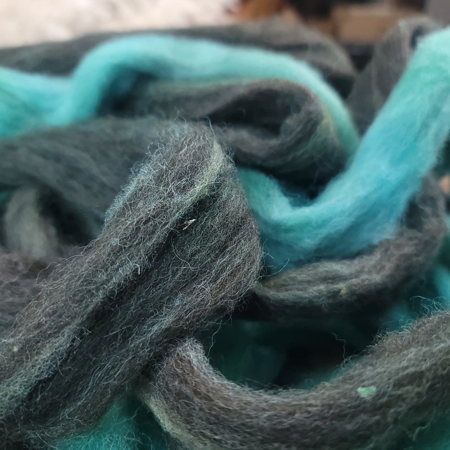 Cheviot & Crossbreed Wool Roving - Double-Dipped Colors