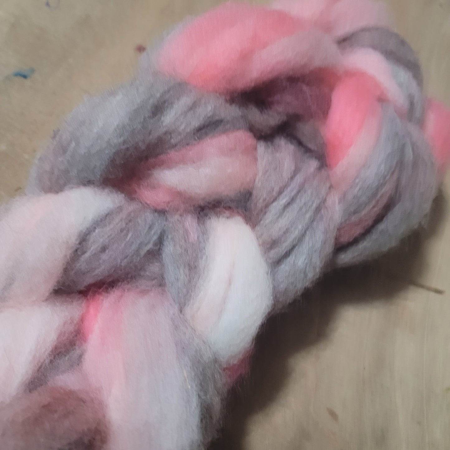 Perendale Wool Roving - Pinks