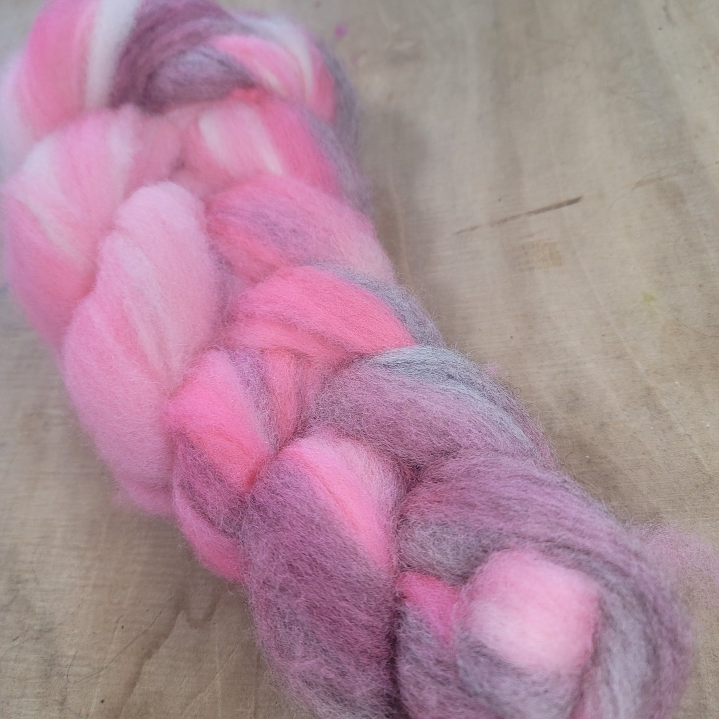 Perendale Wool Roving - Pinks