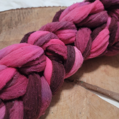 Santa Cruz Sheep Wool - 4oz Tri-color Dyed Braid