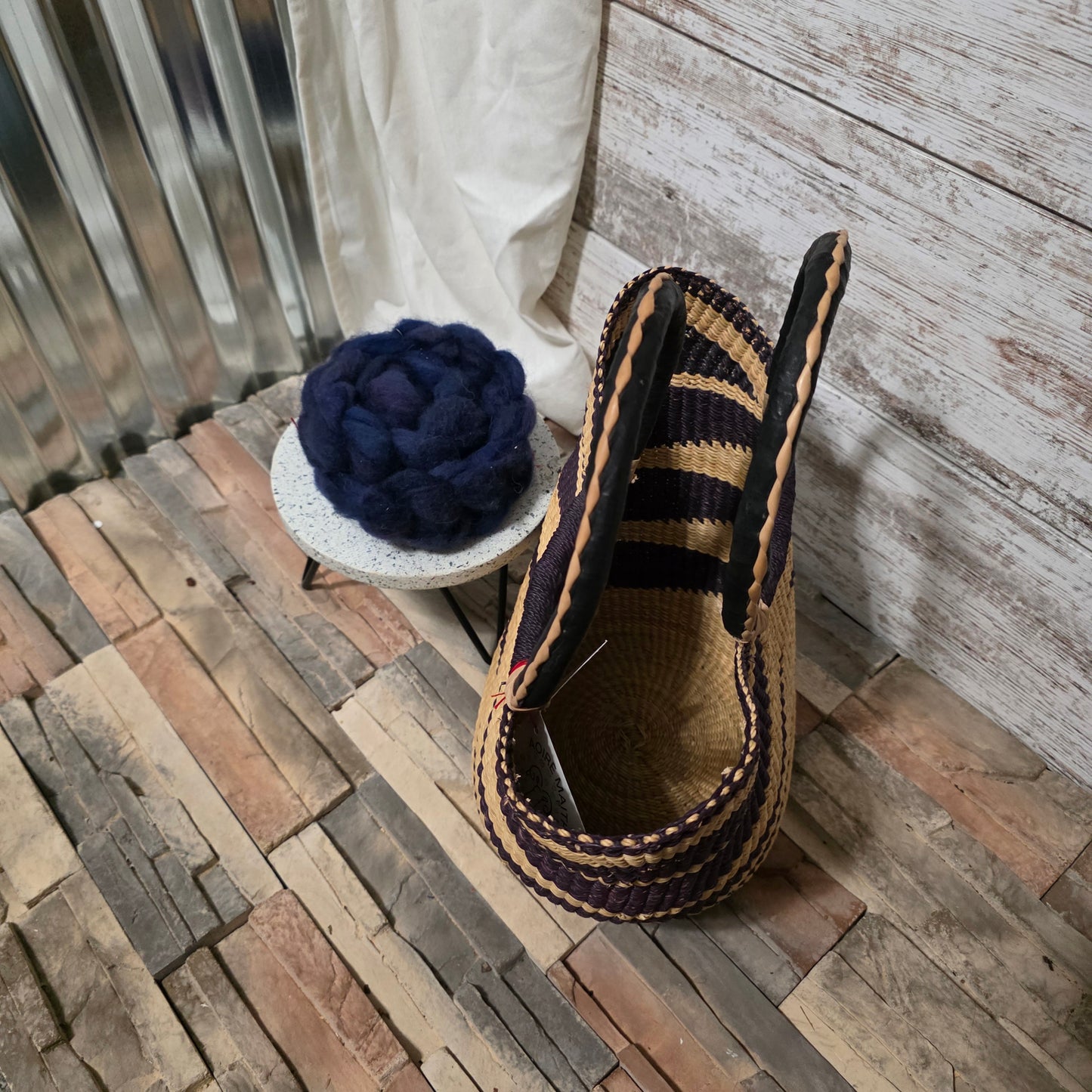 Classic Lines Medium U-Shaped Bolga Basket