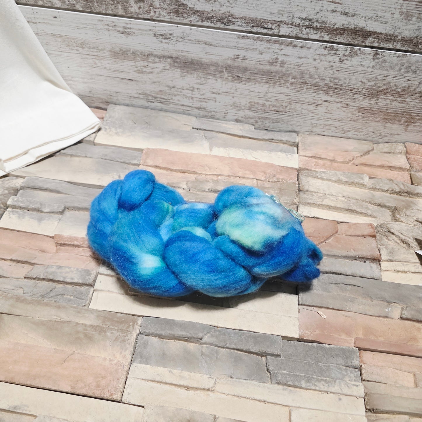 Falkland Islands Wool Roving - Ocean Moods