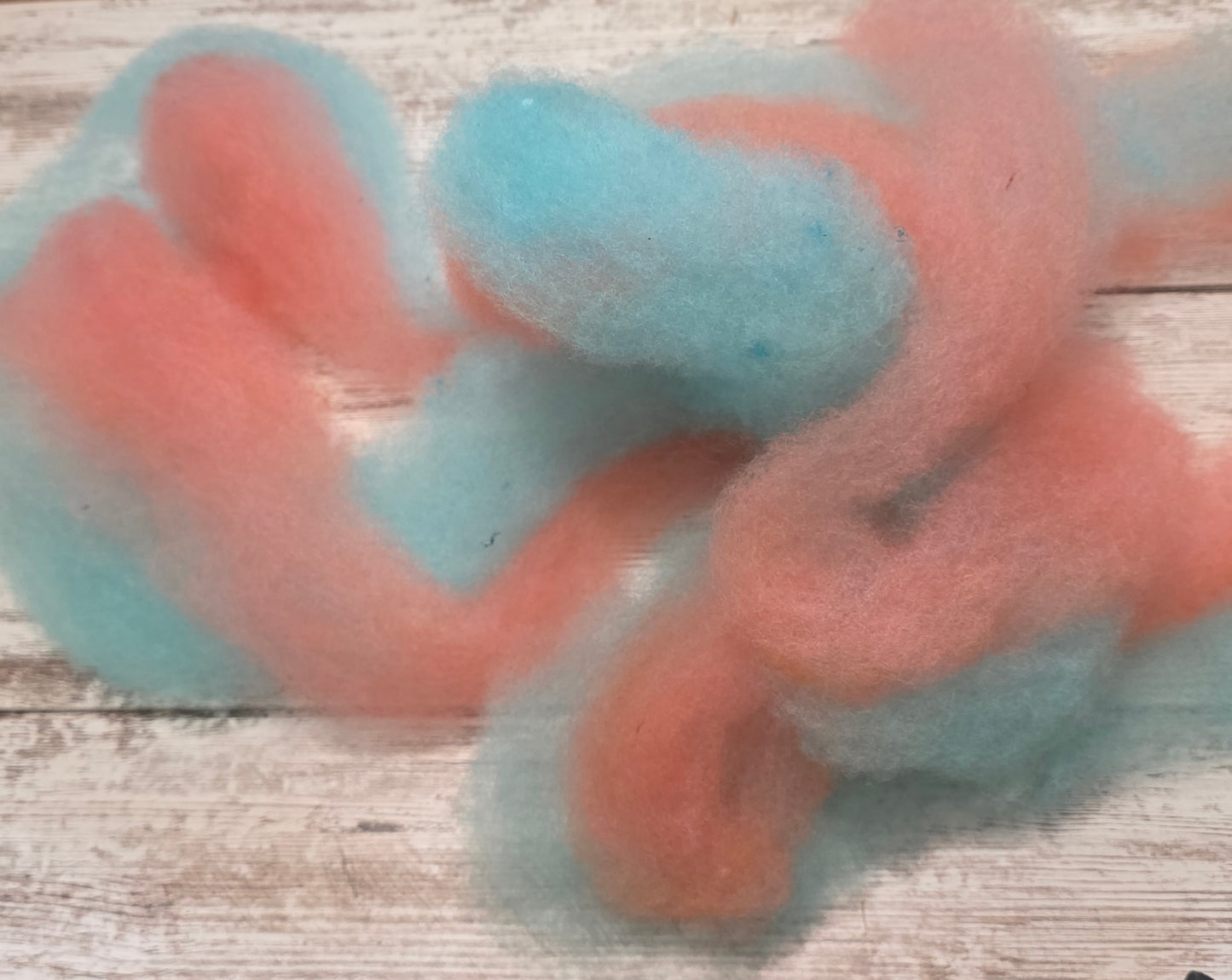 BFLX Dyed Roving - Blue/Coral, 1 oz